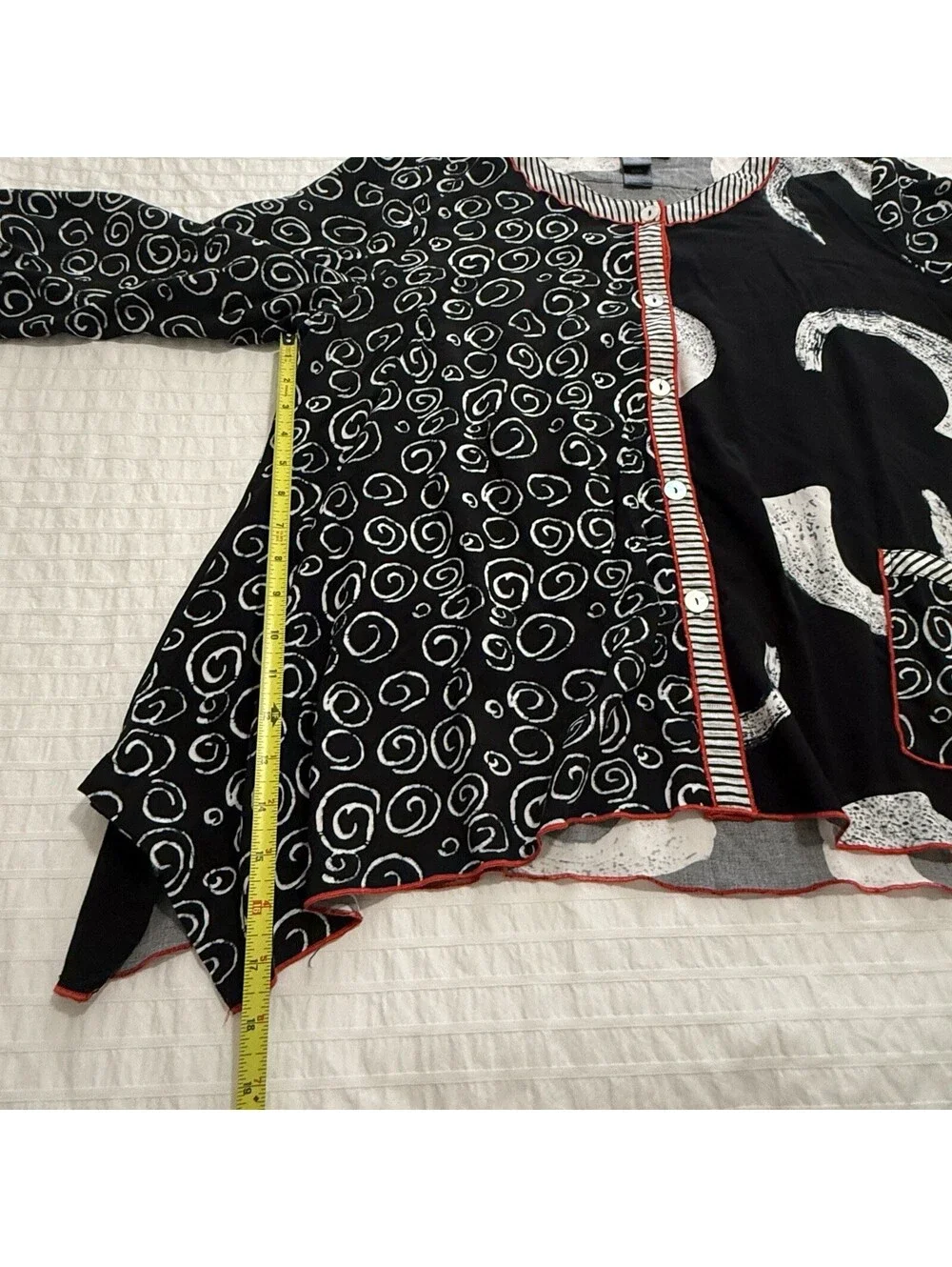 Ali Miles 1X Black Abstract Mixed Media Button Front Handkerchief Hem Tunic Top
